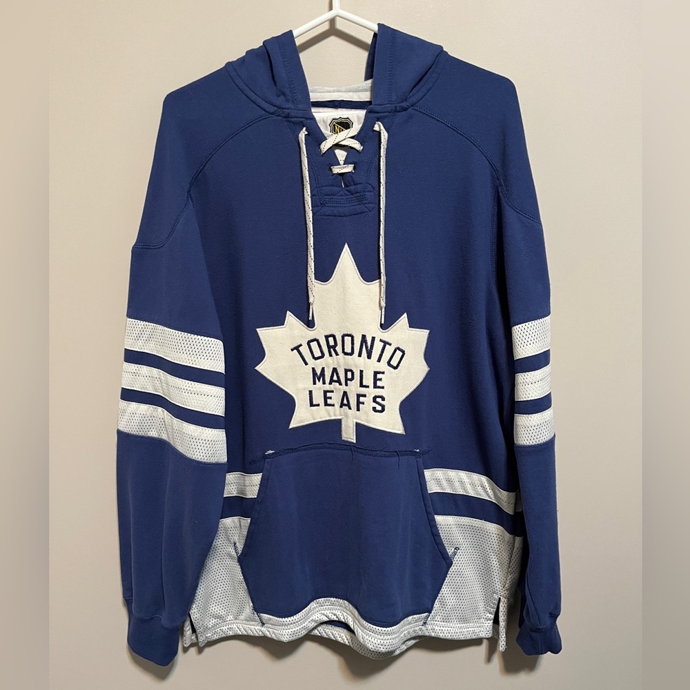 Vintage CCM Toronto Maple Leafs Jersey Hoodie, size L